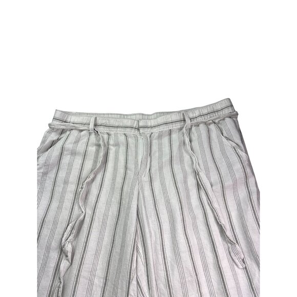 Liz Claiborne Striped Linen Blend Capri Pants XXL Elastic Waist Belt White Grey - Picture 2 of 7